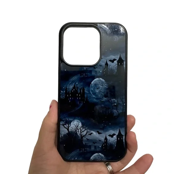 Foggy spooky night iPhone phone case - Picture 3 of 5